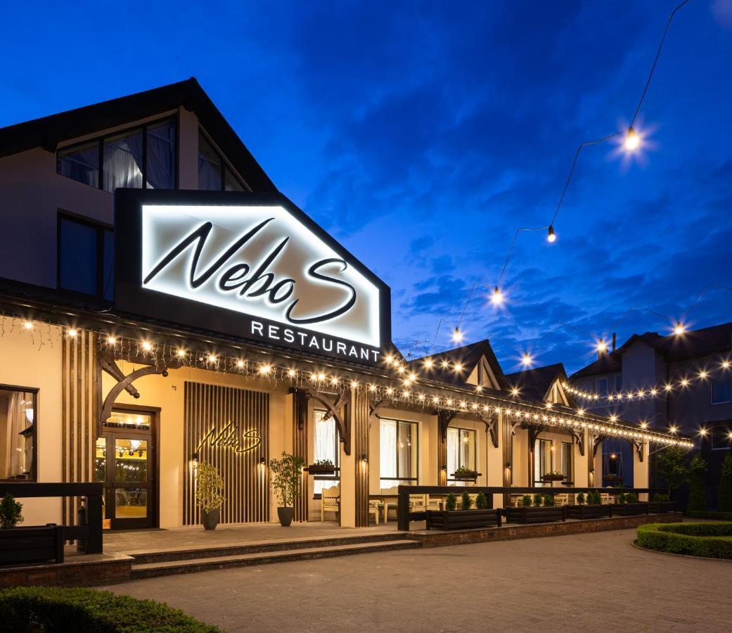 Nebos Hotel & Restaurant Ivano Frankivsk Bagian luar foto
